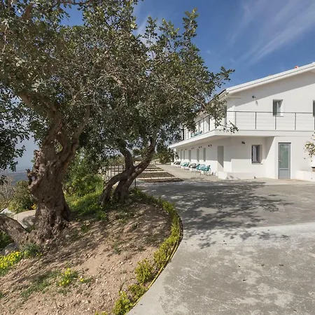 Kır Evi Madre Ragusa